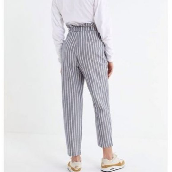 Urban Outfitters Gianna High Rise Paperbag Pants - Picture 2 of 6